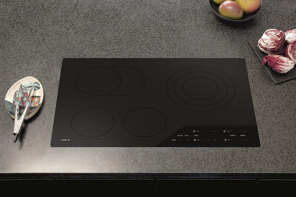 Wolf - 30 inch wide Electric Cooktop in Black - CE304C/B