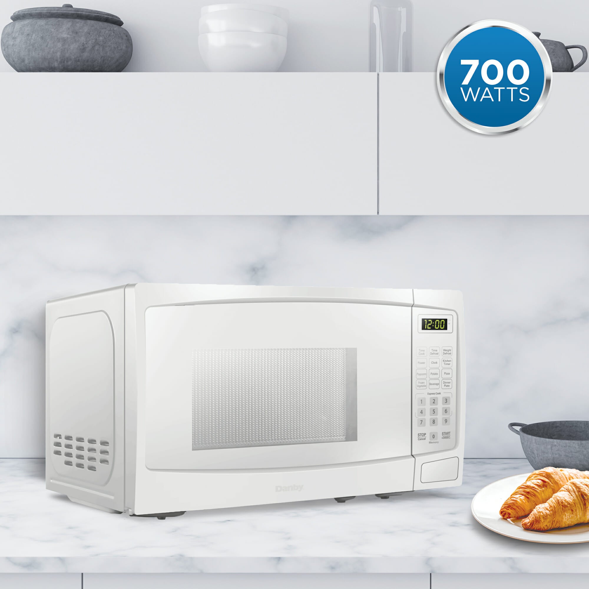 Danby - 0.7 cu. Ft  Counter top Microwave in White - DBMW0920BWW