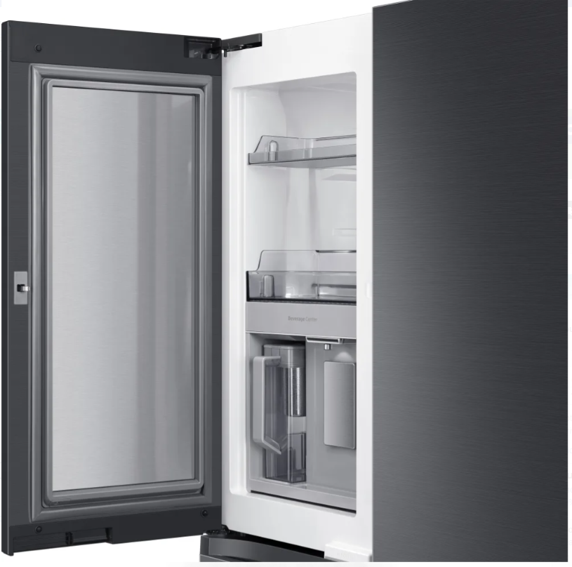 Dacor - 36 Inch 22.8 cu. ft French Door Refrigerator in Graphite - DRF36C700MT