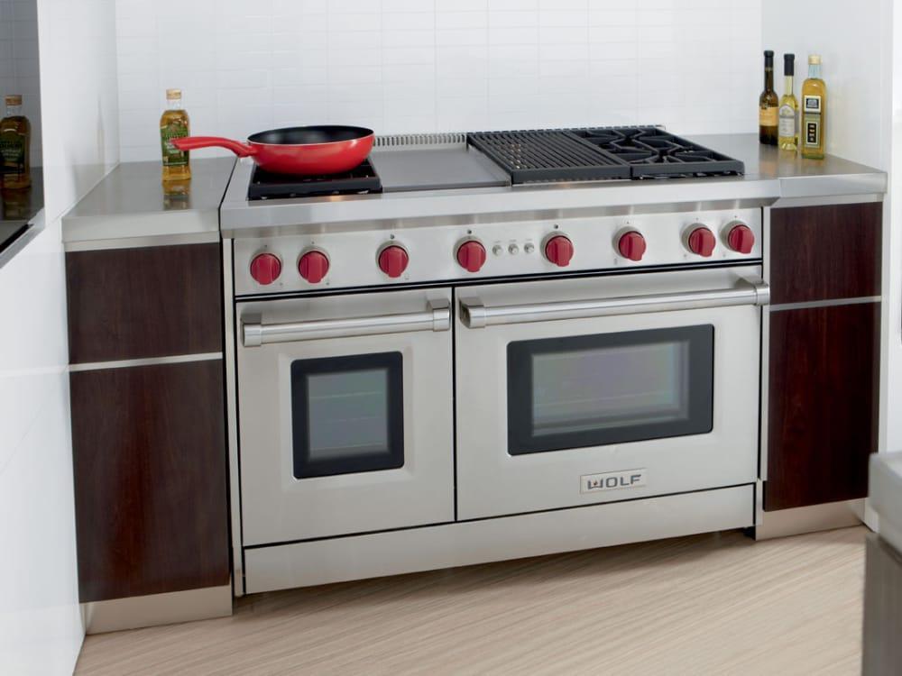 Wolf - 6.9 cu. ft  Gas Range in Stainless (Open Box) - GR484CG