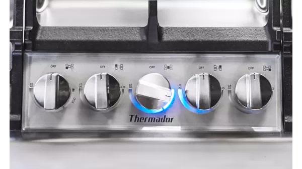 Thermador - 37 Inch Gas Cooktop in Stainless (Open Box) - SGSXP365TS