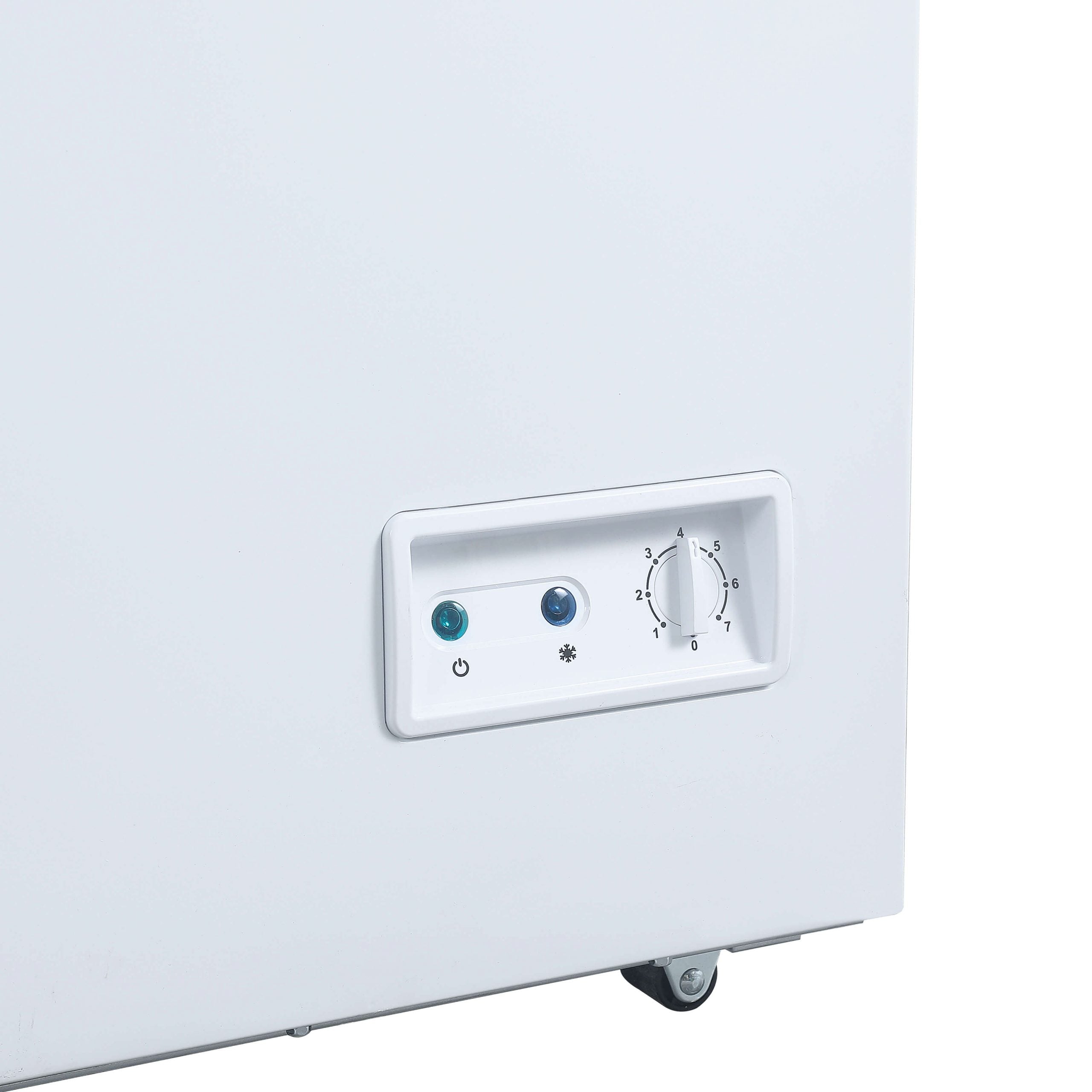 Danby - 21 cu. Ft  Chest Freezer in White - DCFM210A1WDB