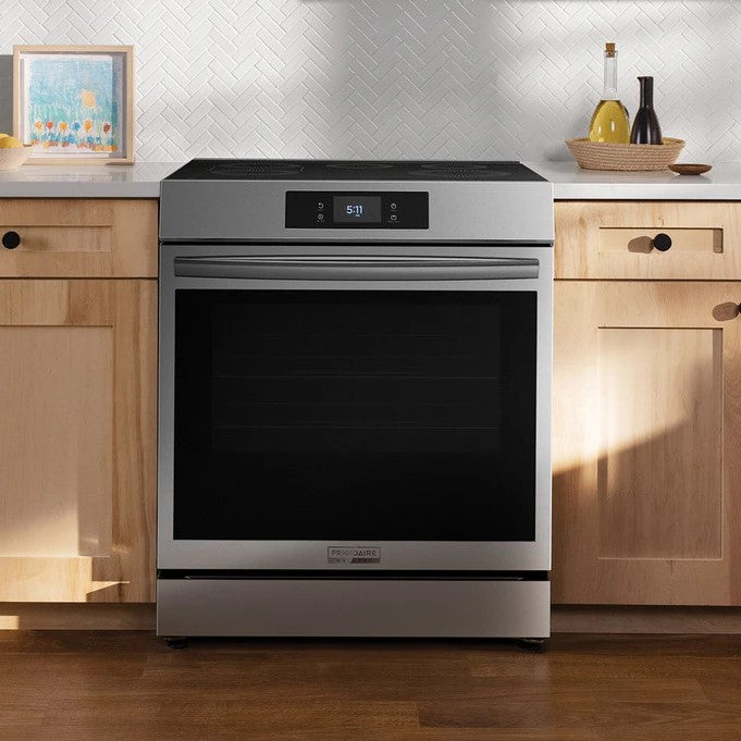 Frigidaire Gallery - 6.2 cu. ft  Induction Range in Stainless Steel - GCFI306CBF