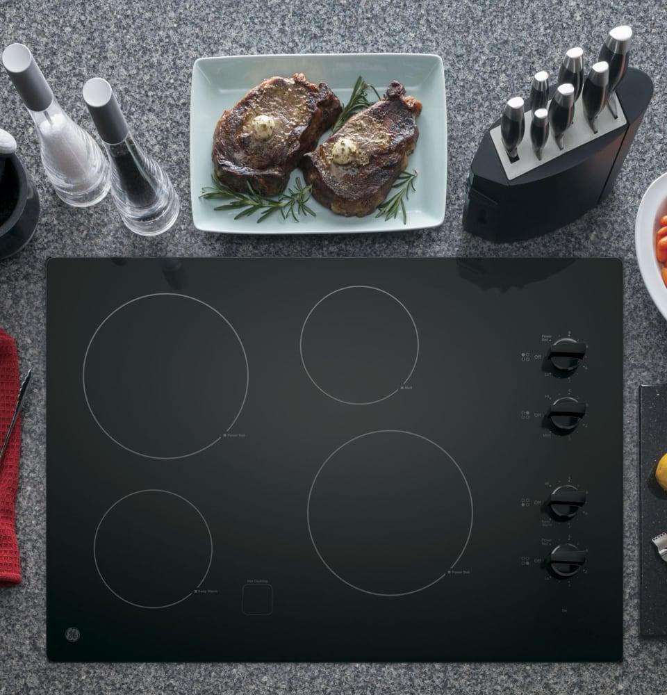 GE - 29.75 inch wide Electric Cooktop in Black - JP3030DJBB