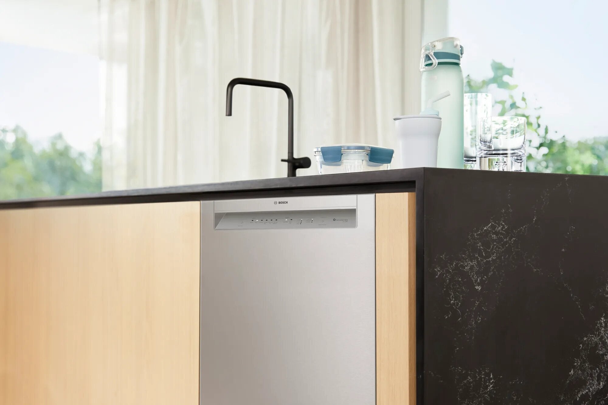 Bosch - 50 dBA Built In Dishwasher in Stainless - SHE3AEM5N