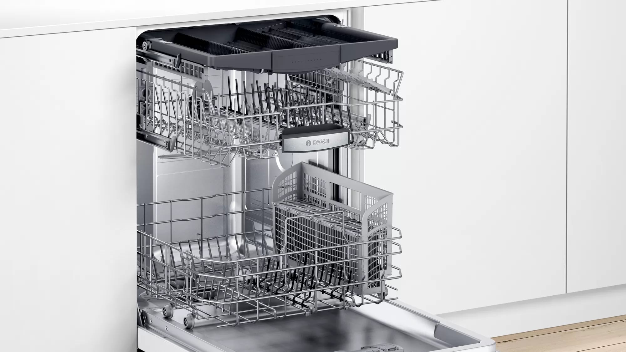 Bosch 44 dBA Built In Dishwasher in White SHPM65Z52N