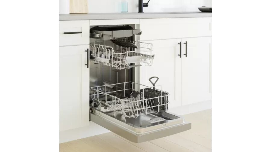 Bosch - 46 dBA Built In Dishwasher in Stainless - SPE53C55UC