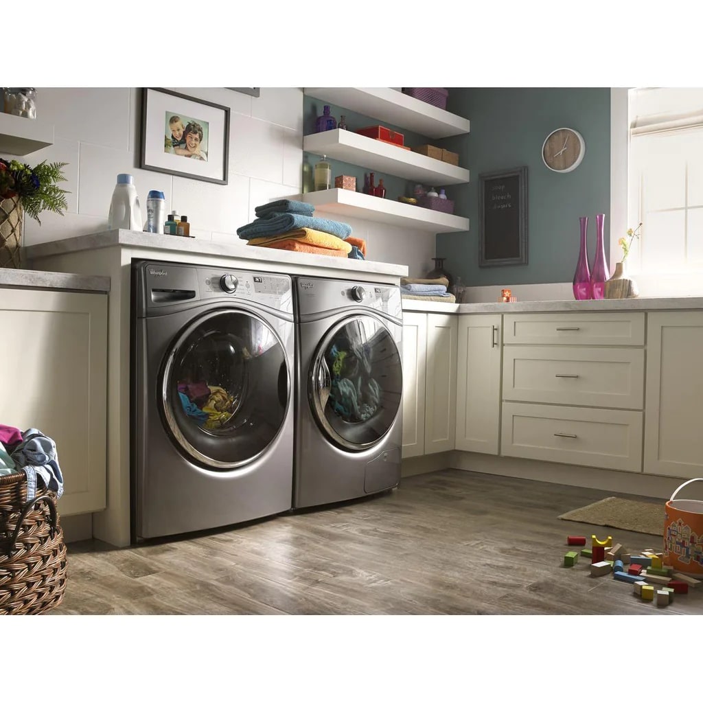 Whirlpool - 8.5 cu. Ft  Electric Dryer in Silver - YWED9290FC